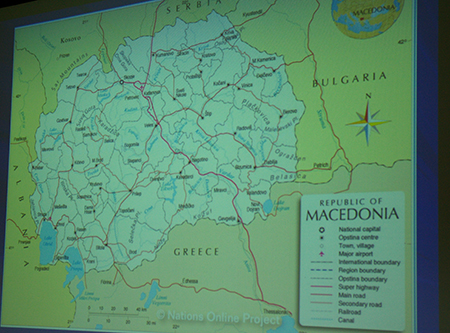 20121012 makedonieciai_centre_03